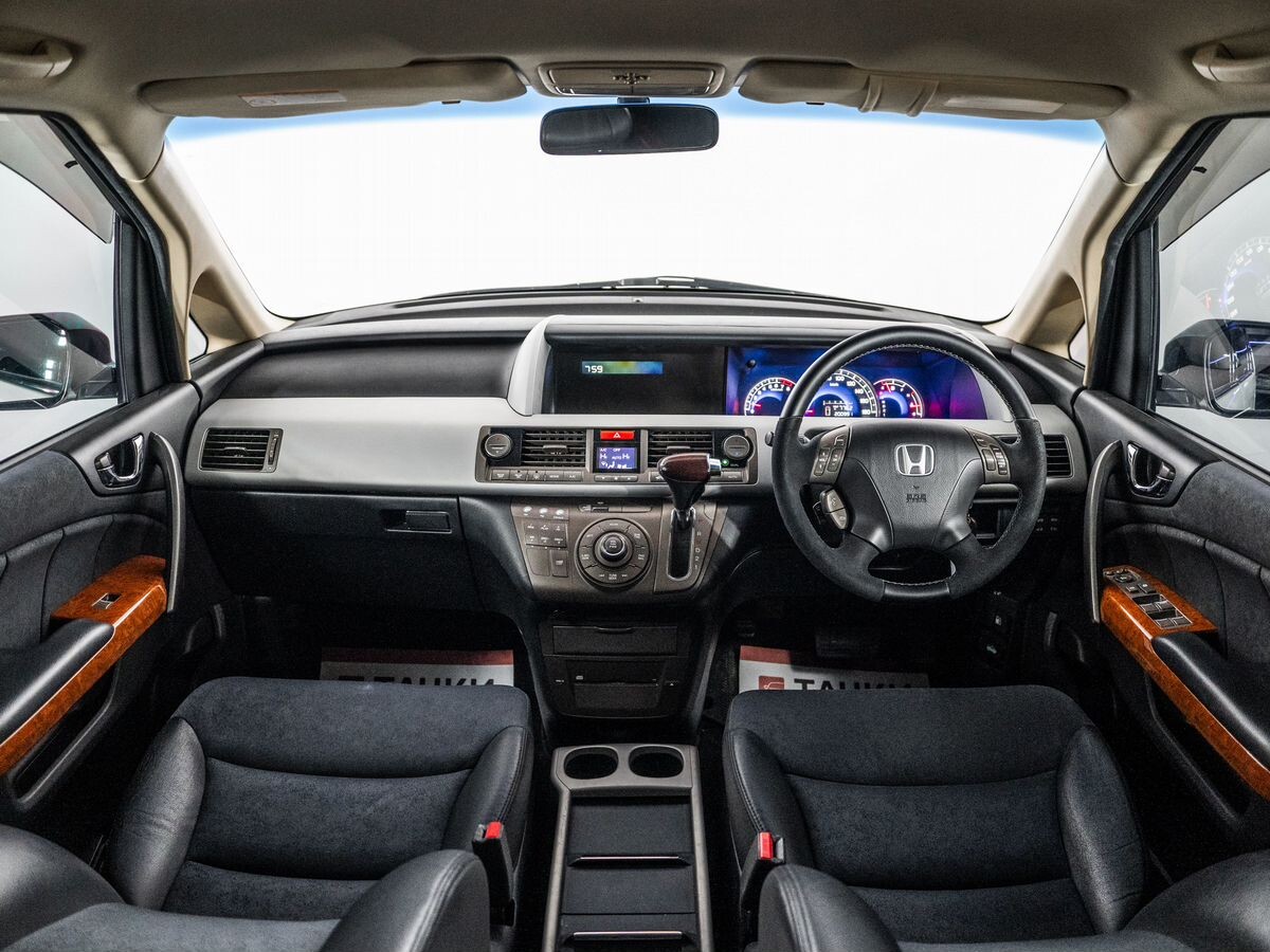 Honda Elysion 2004 - фото автомобиля