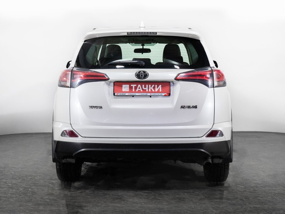 Toyota RAV4 2016 - фото автомобиля