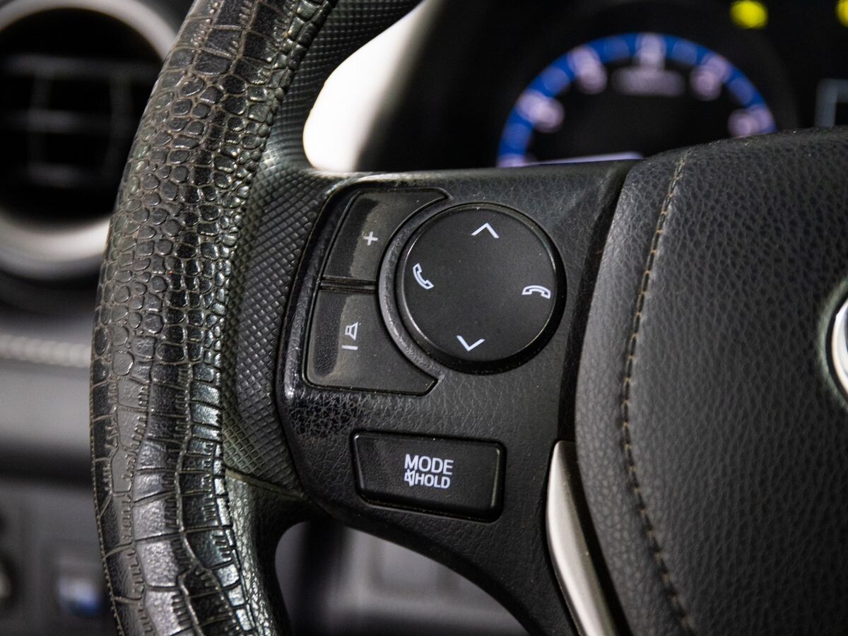 Toyota RAV4 2016 - фото автомобиля