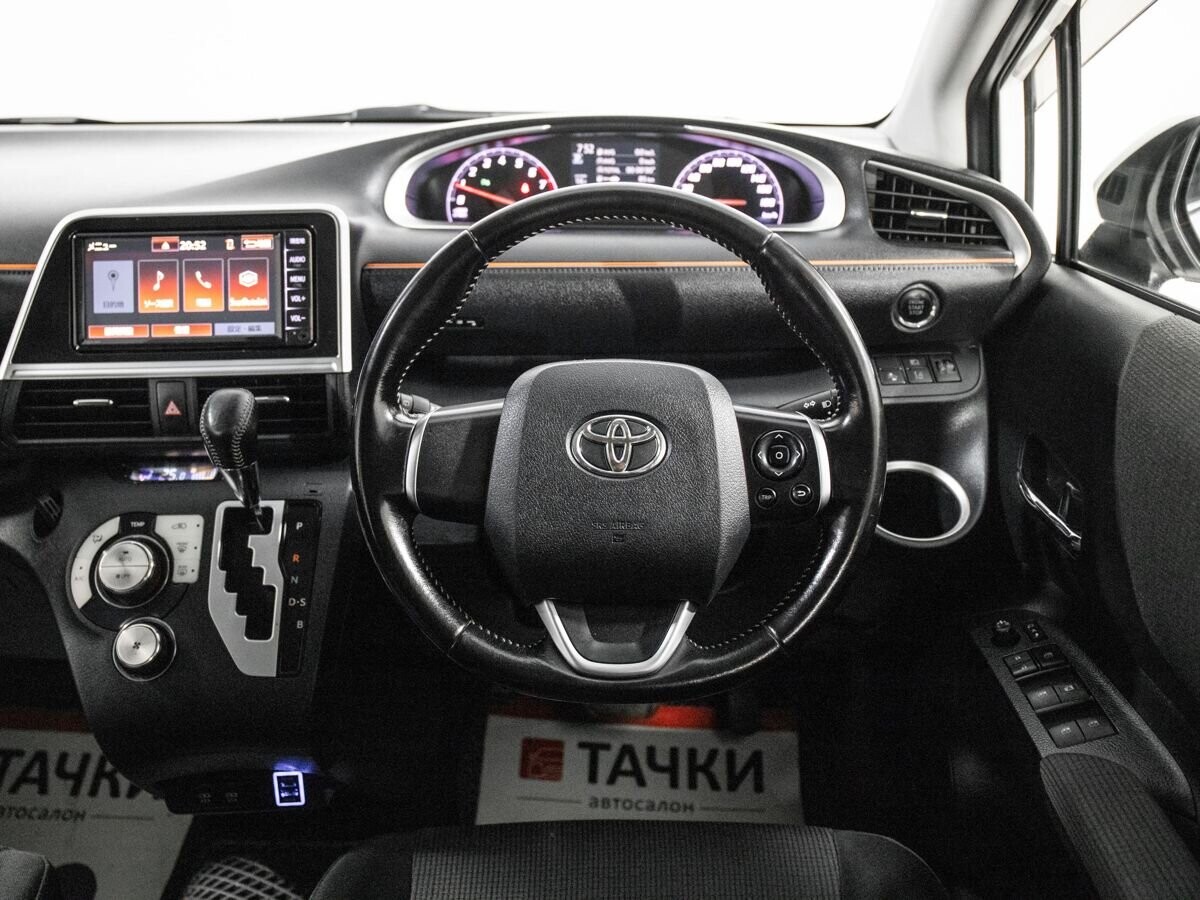 Toyota Sienta 2019 - фото автомобиля