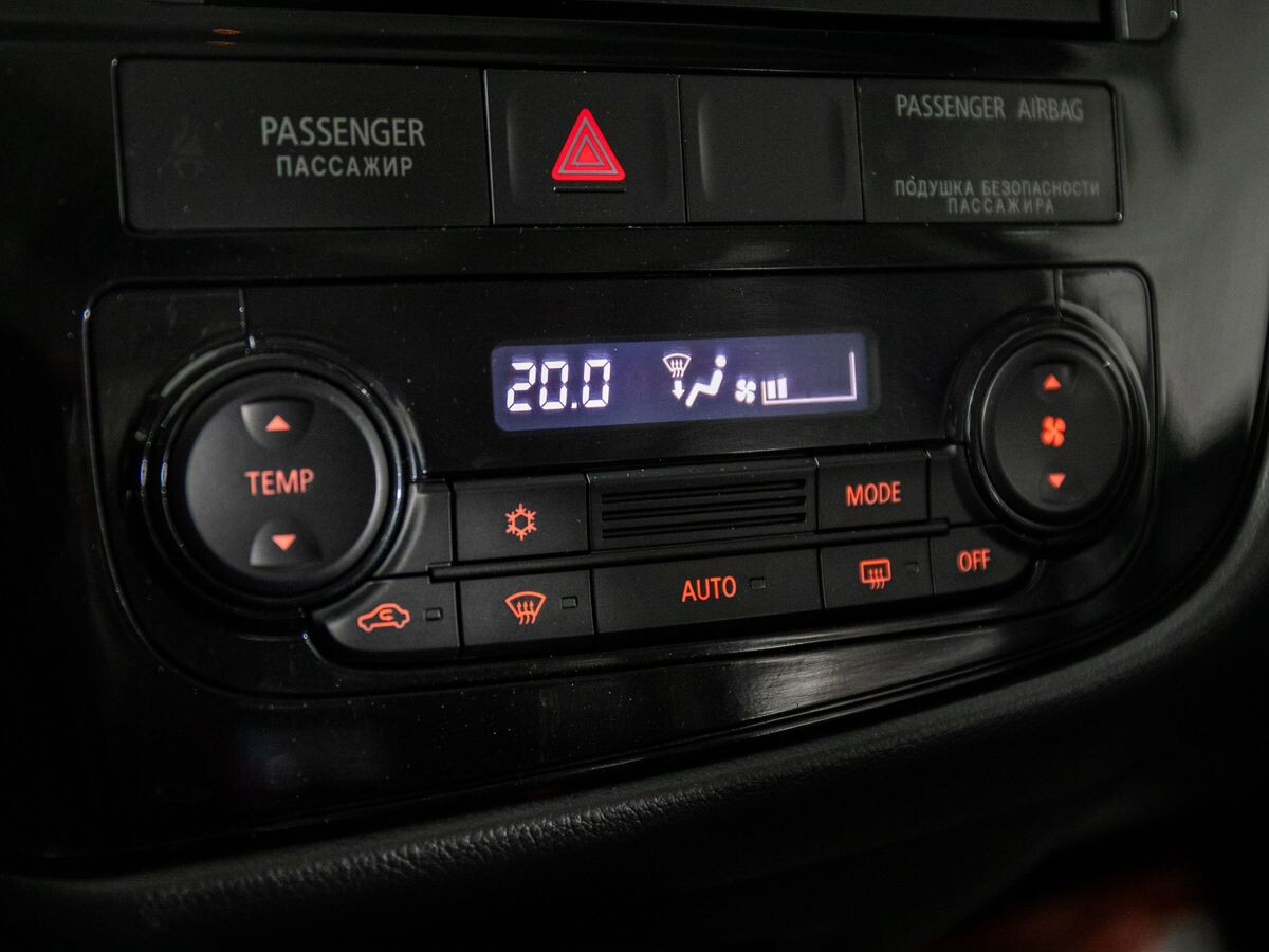 Mitsubishi Outlander 2016 - фото автомобиля