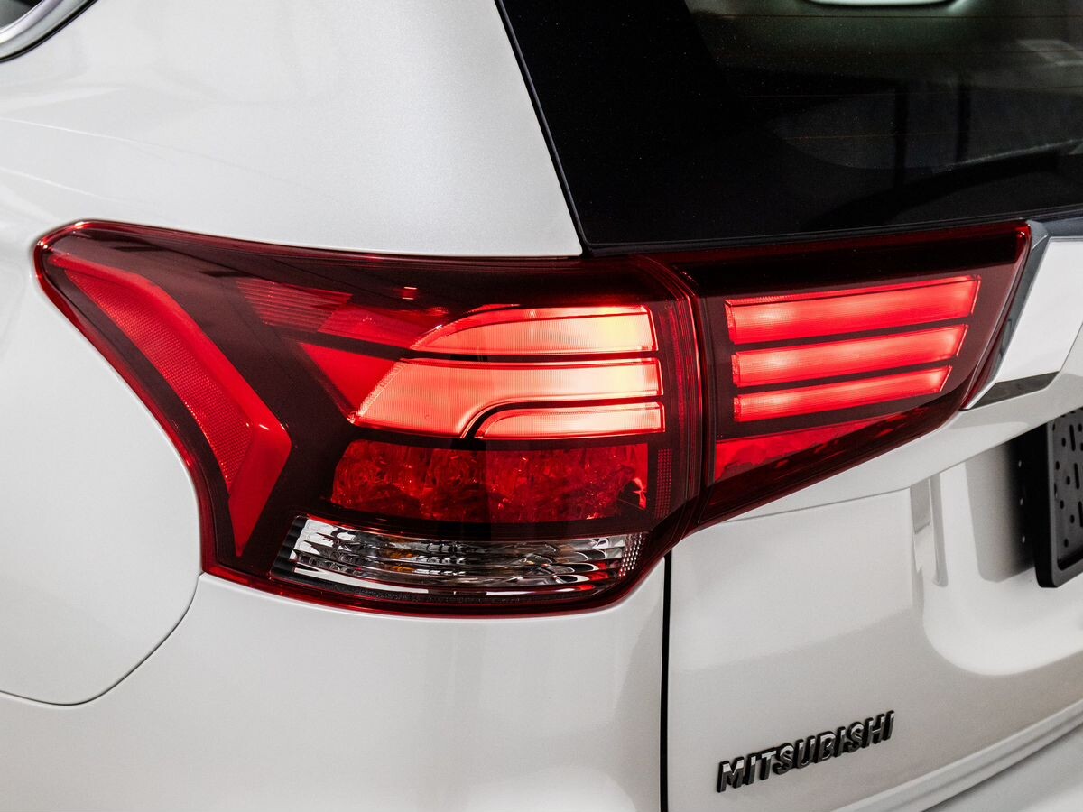 Mitsubishi Outlander 2016 - фото автомобиля