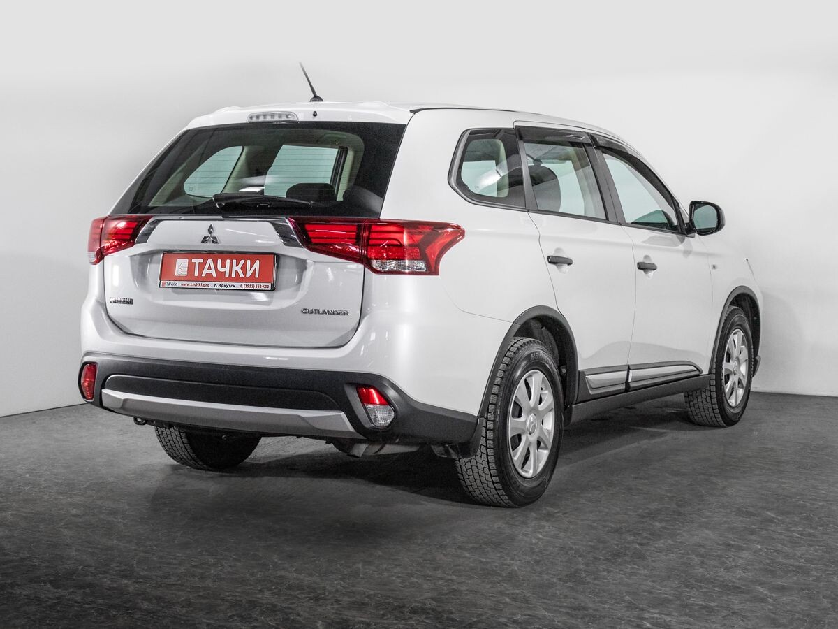 Mitsubishi Outlander 2016 - фото автомобиля
