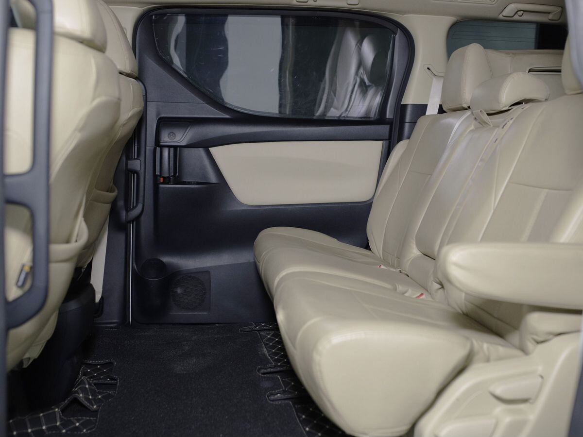 Toyota Alphard 2015 - фото автомобиля