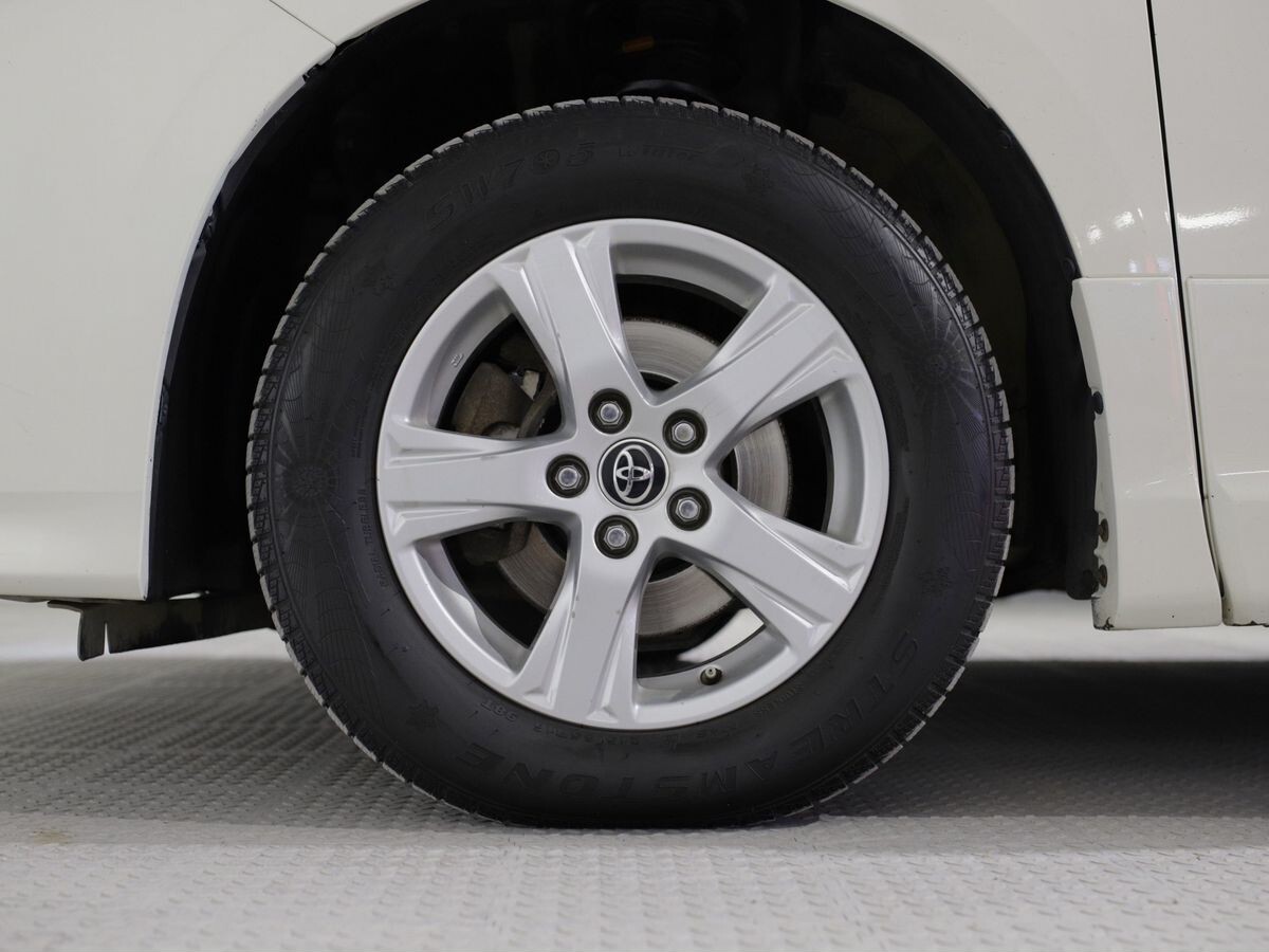 Toyota Alphard 2015 - фото автомобиля