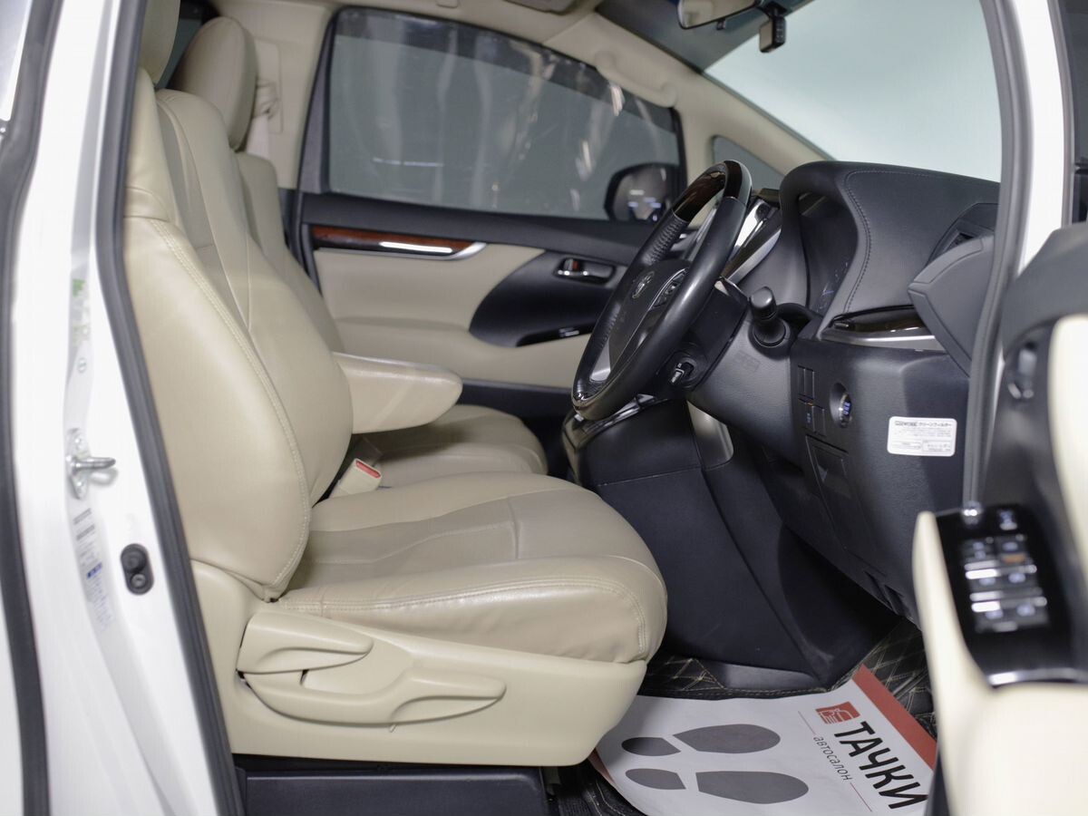 Toyota Alphard 2015 - фото автомобиля