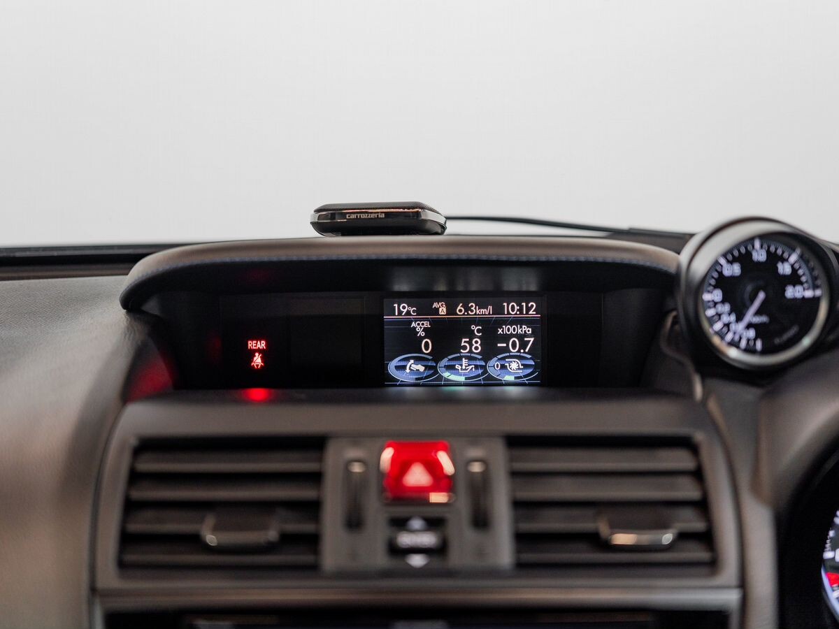 Subaru Levorg 2014 - фото автомобиля