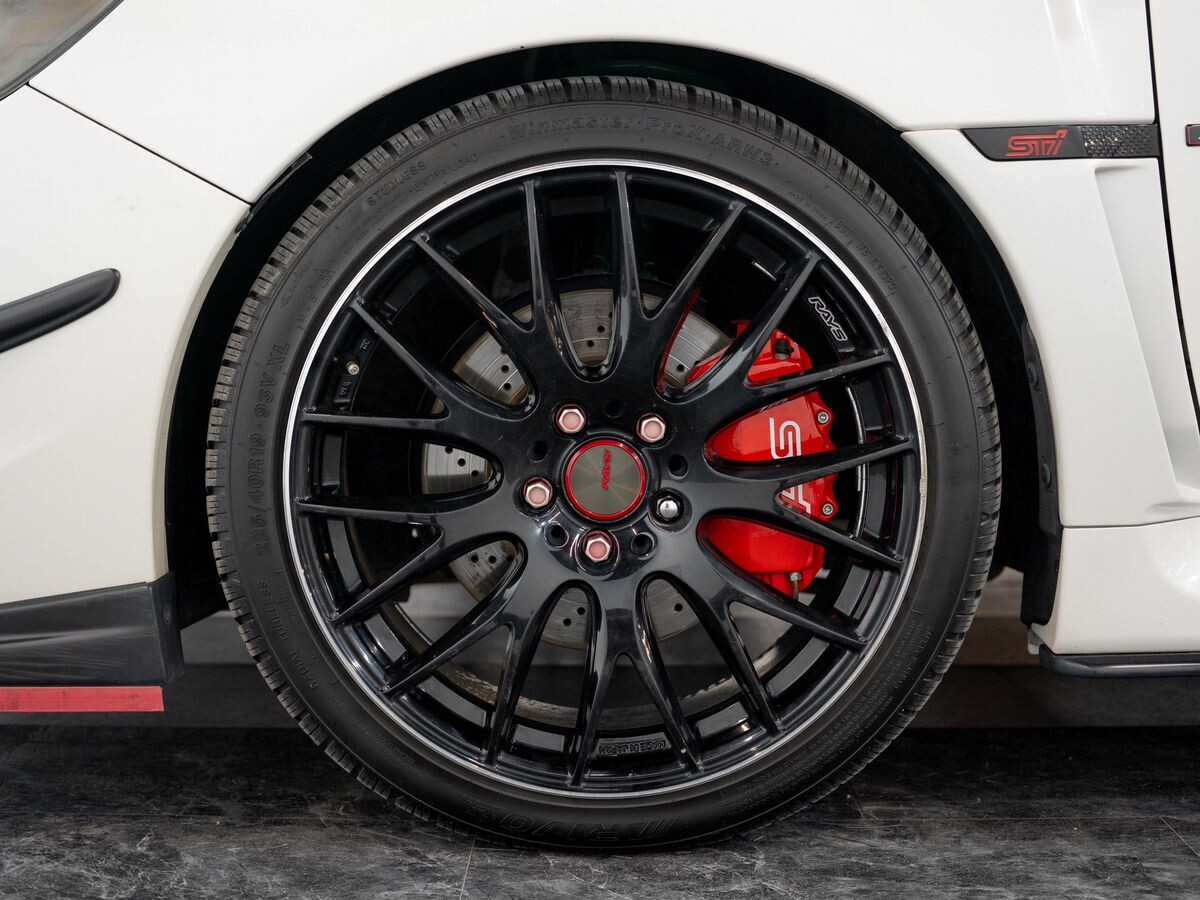 Subaru Levorg 2014 - фото автомобиля