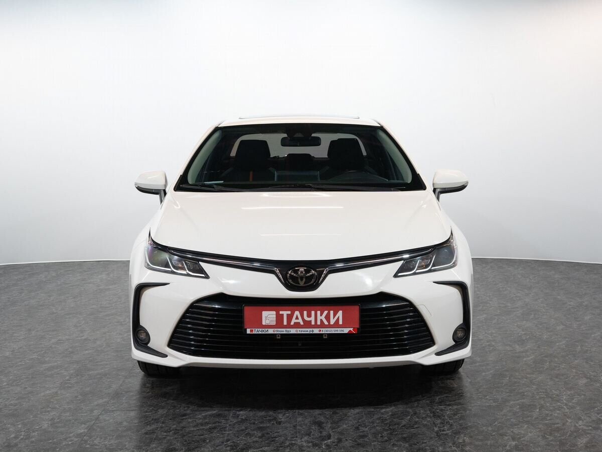 Toyota Corolla 2021 - фото автомобиля