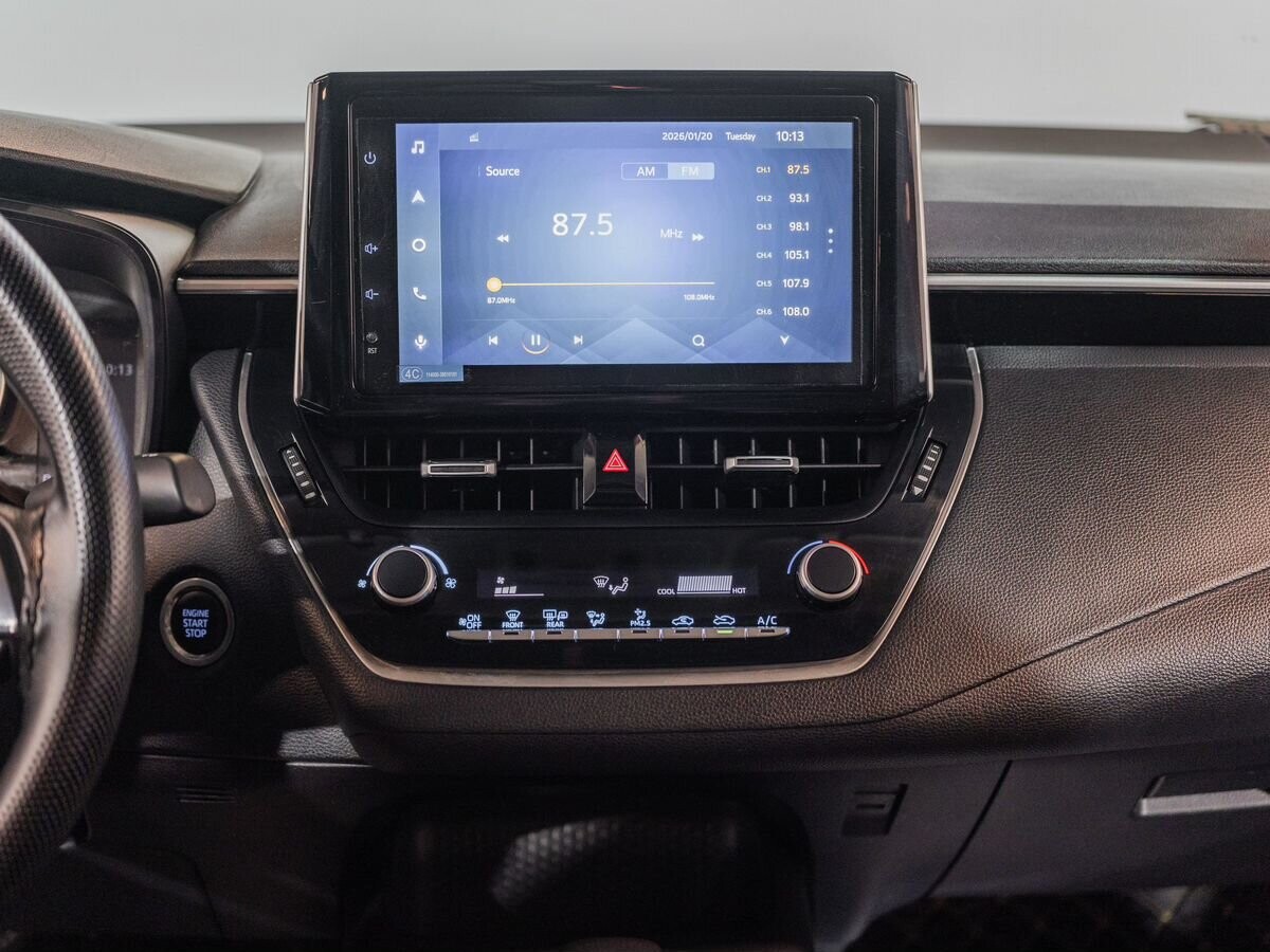 Toyota Corolla 2021 - фото автомобиля