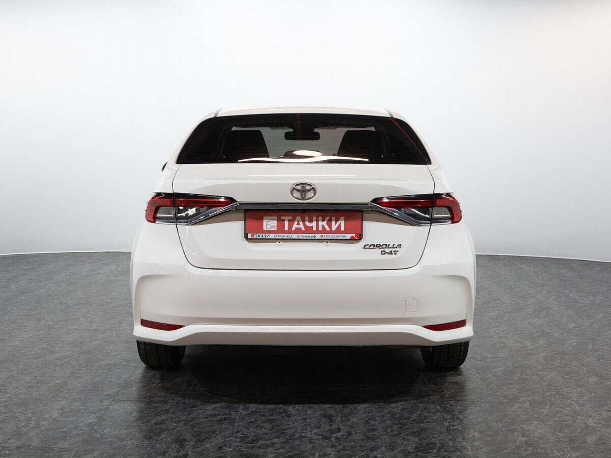 Toyota Corolla 2021 - фото автомобиля