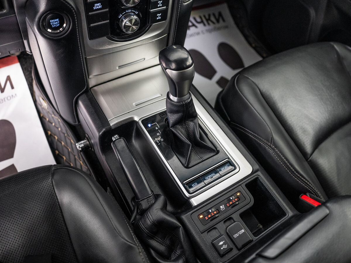 Toyota Land Cruiser Prado 2020 - фото автомобиля