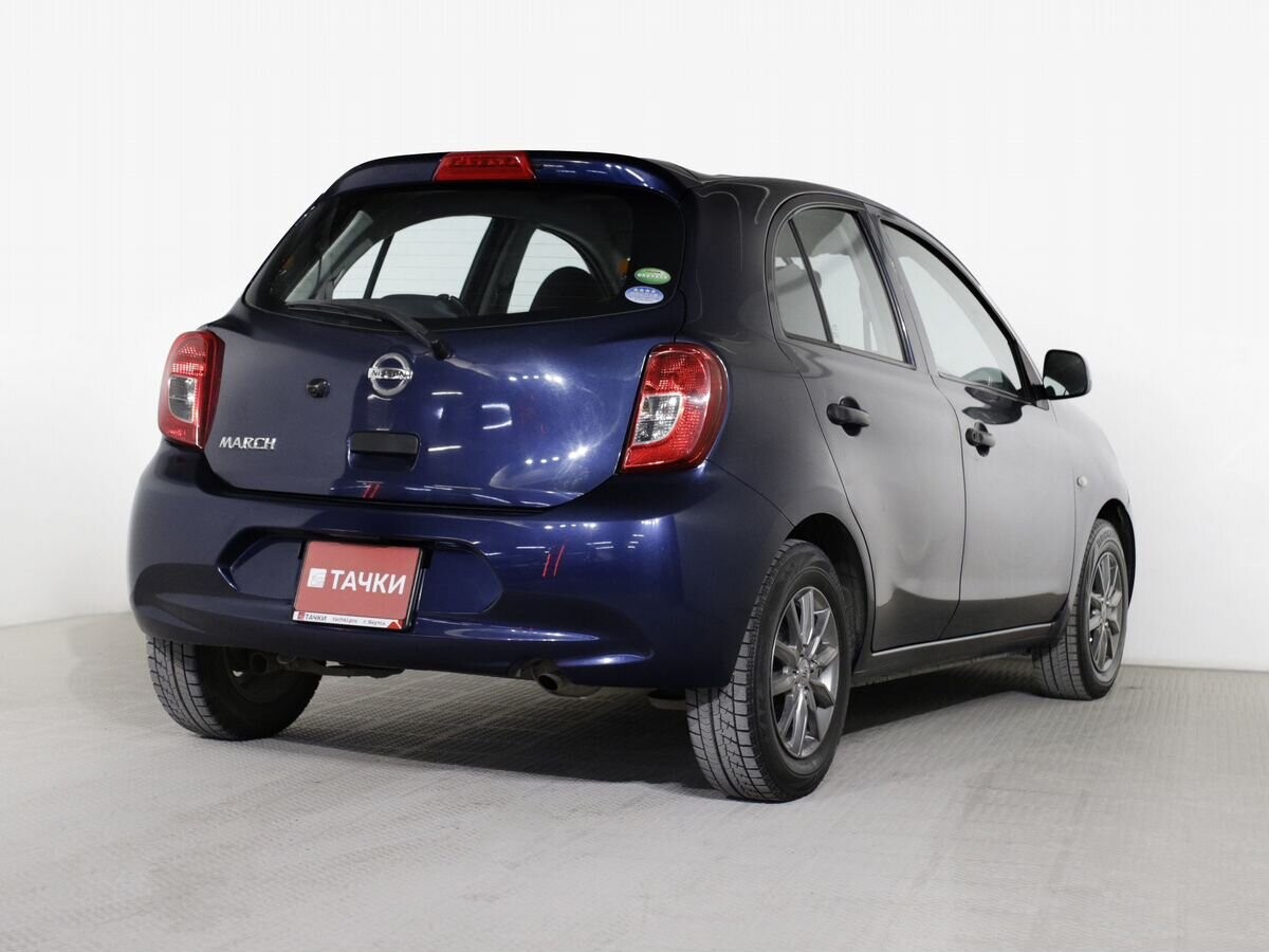 Nissan March 2018 - фото автомобиля