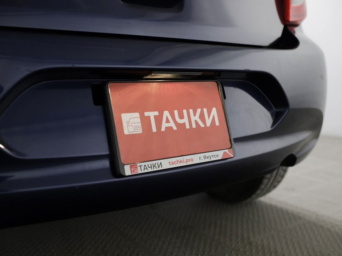 Nissan March 2018 - фото автомобиля