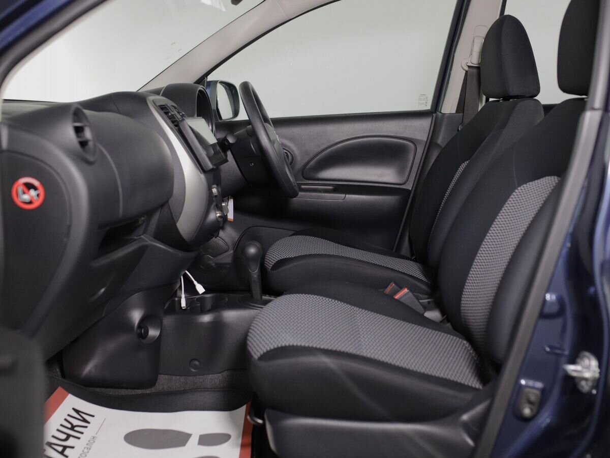 Nissan March 2018 - фото автомобиля