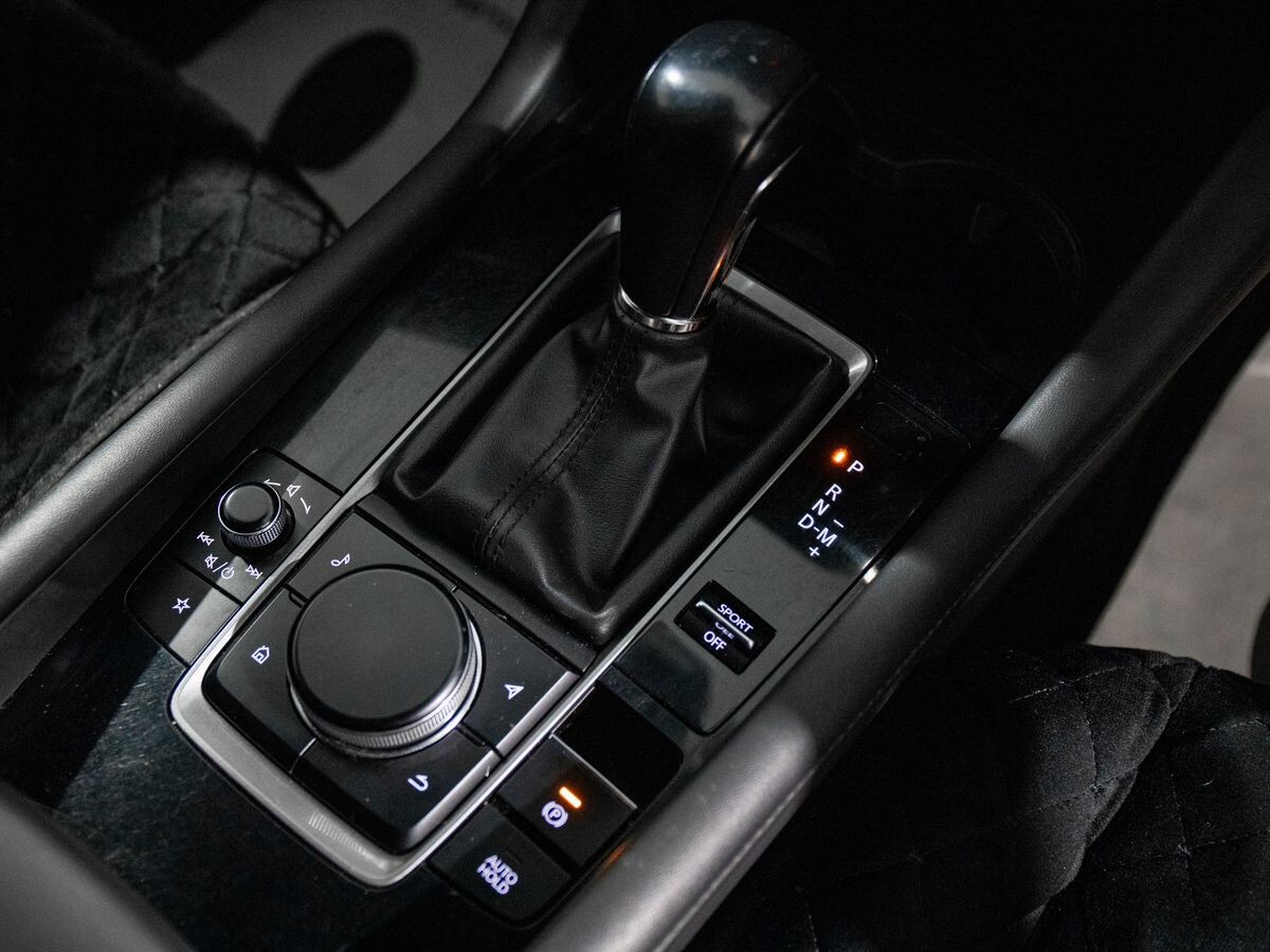 Mazda 3 2019 - фото автомобиля