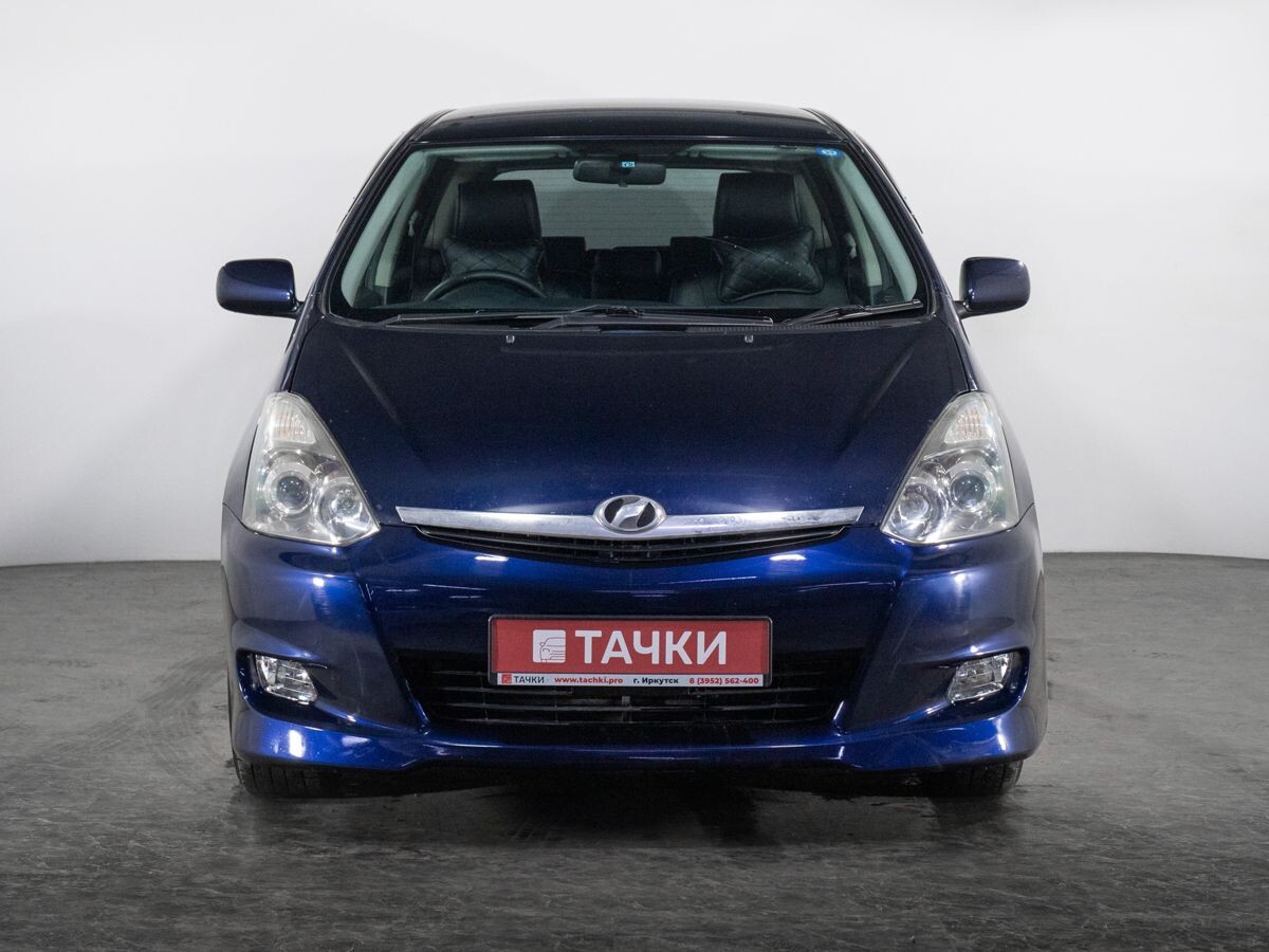 Toyota Wish 2007 - фото автомобиля