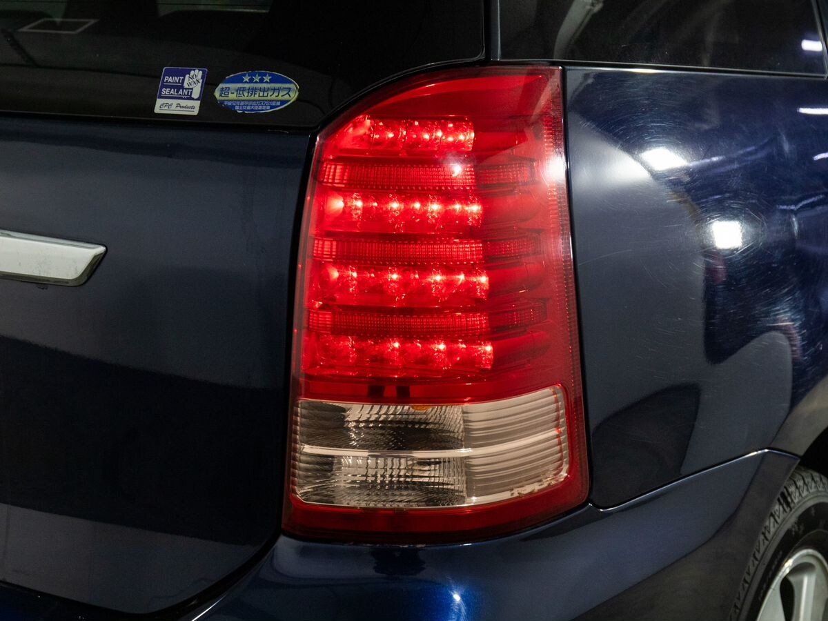 Toyota Wish 2007 - фото автомобиля