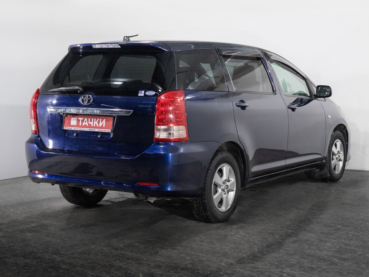 Toyota Wish 2007 - фото автомобиля