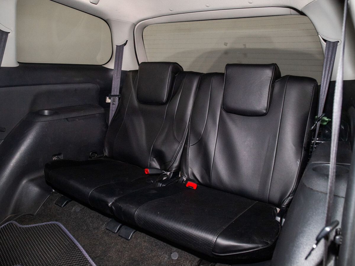 Toyota Wish 2007 - фото автомобиля