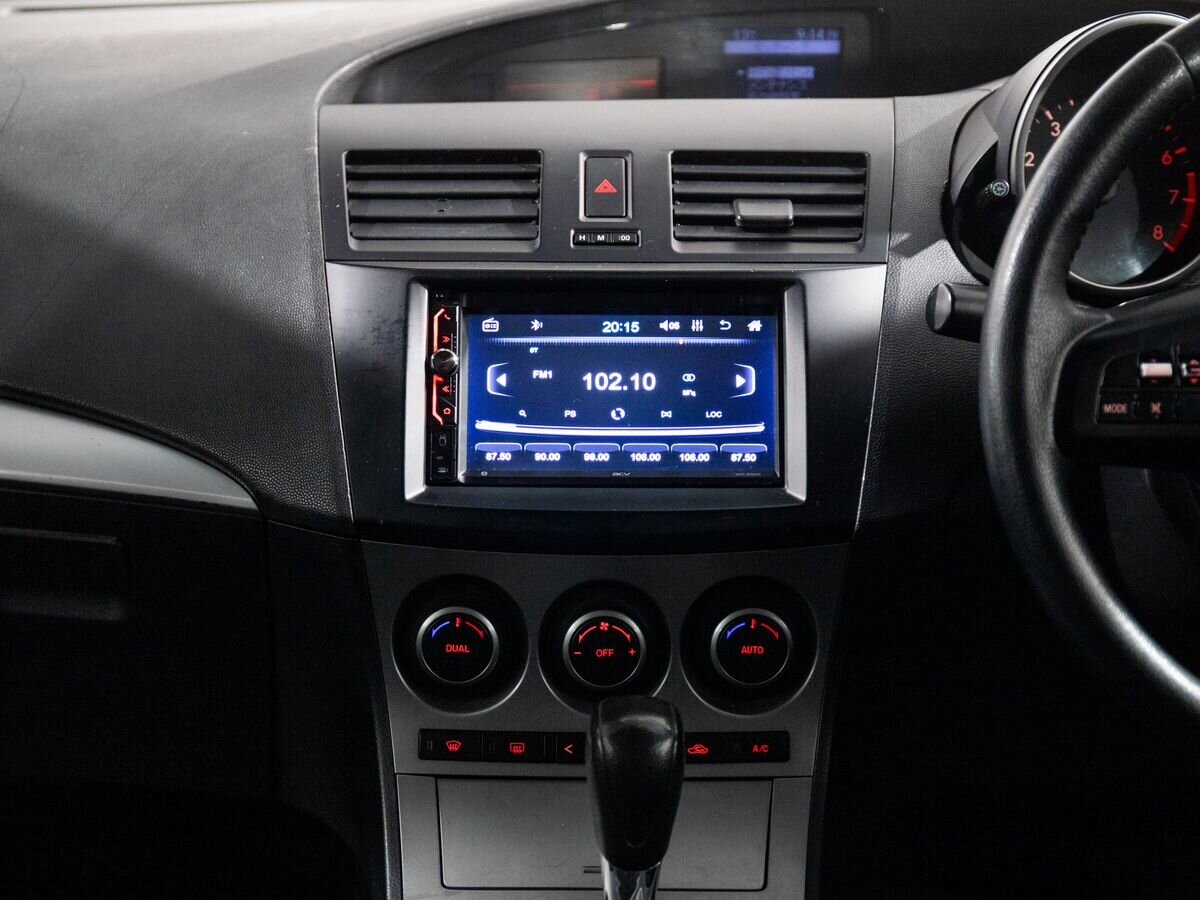 Mazda Axela 2009 - фото автомобиля