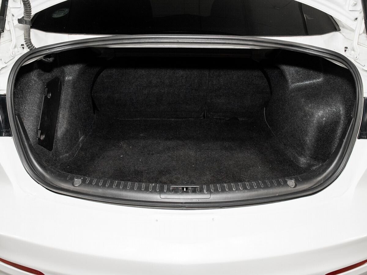 Mazda Axela 2009 - фото автомобиля