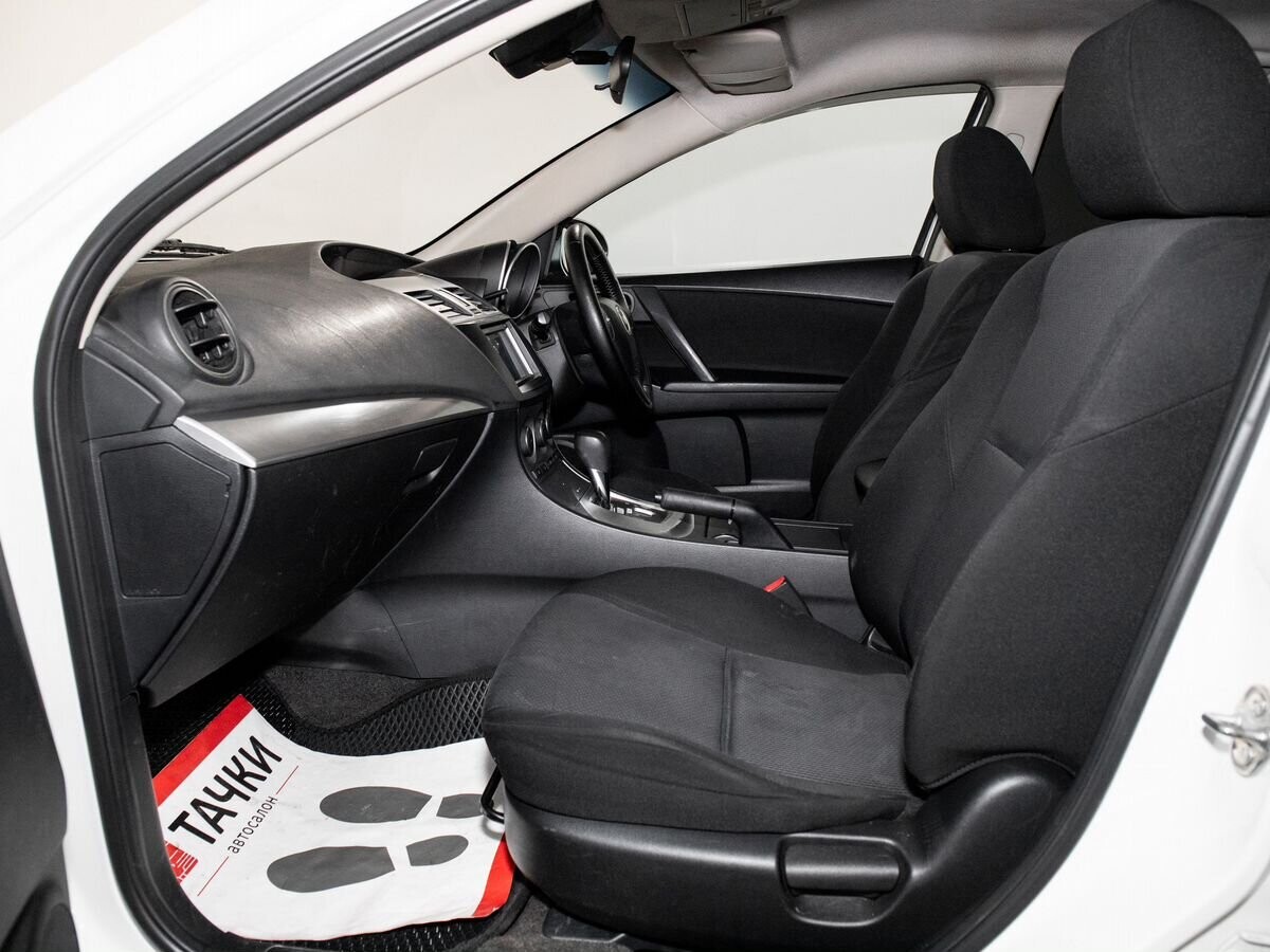 Mazda Axela 2009 - фото автомобиля