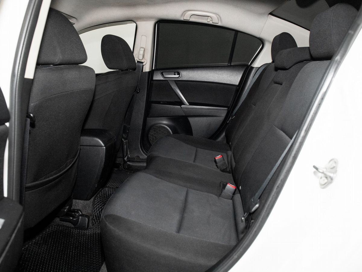 Mazda Axela 2009 - фото автомобиля