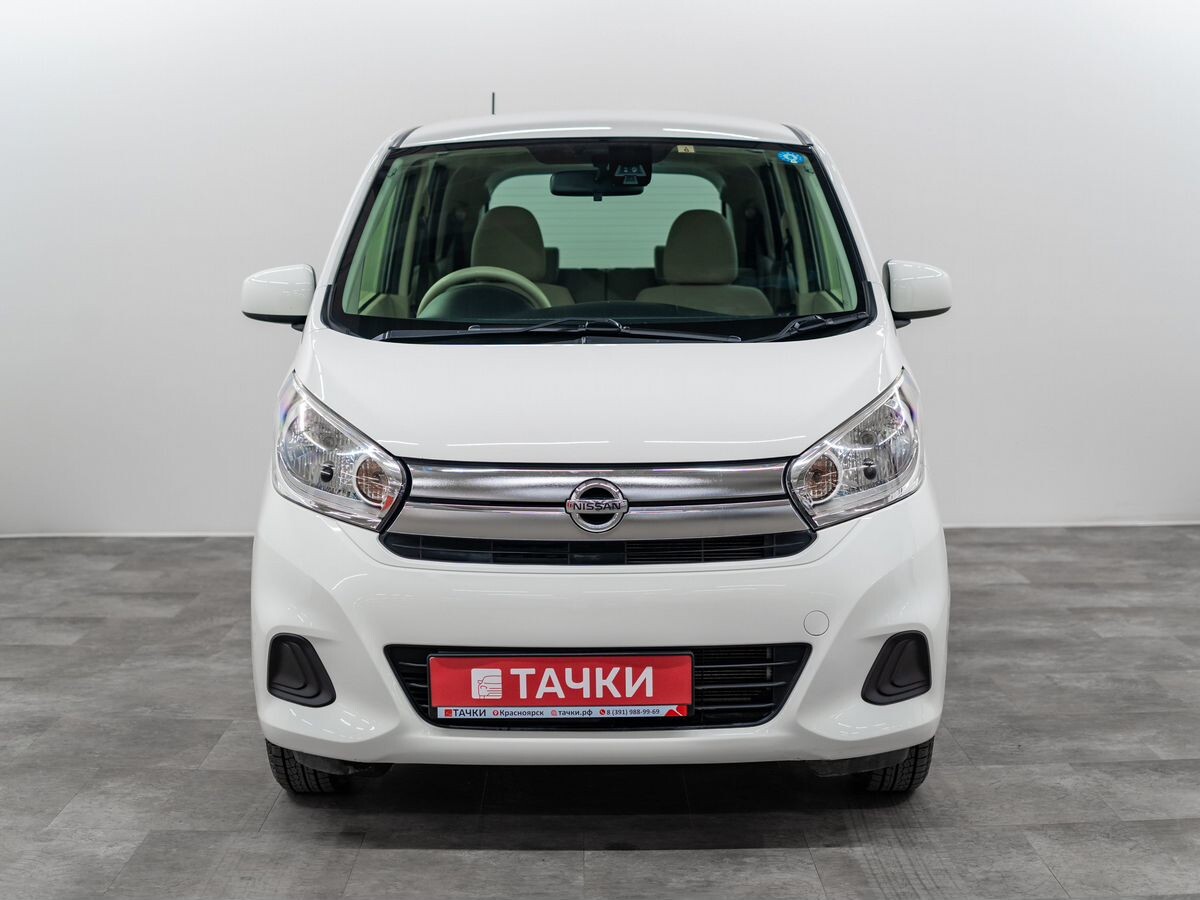 Nissan Dayz 2018 - фото автомобиля