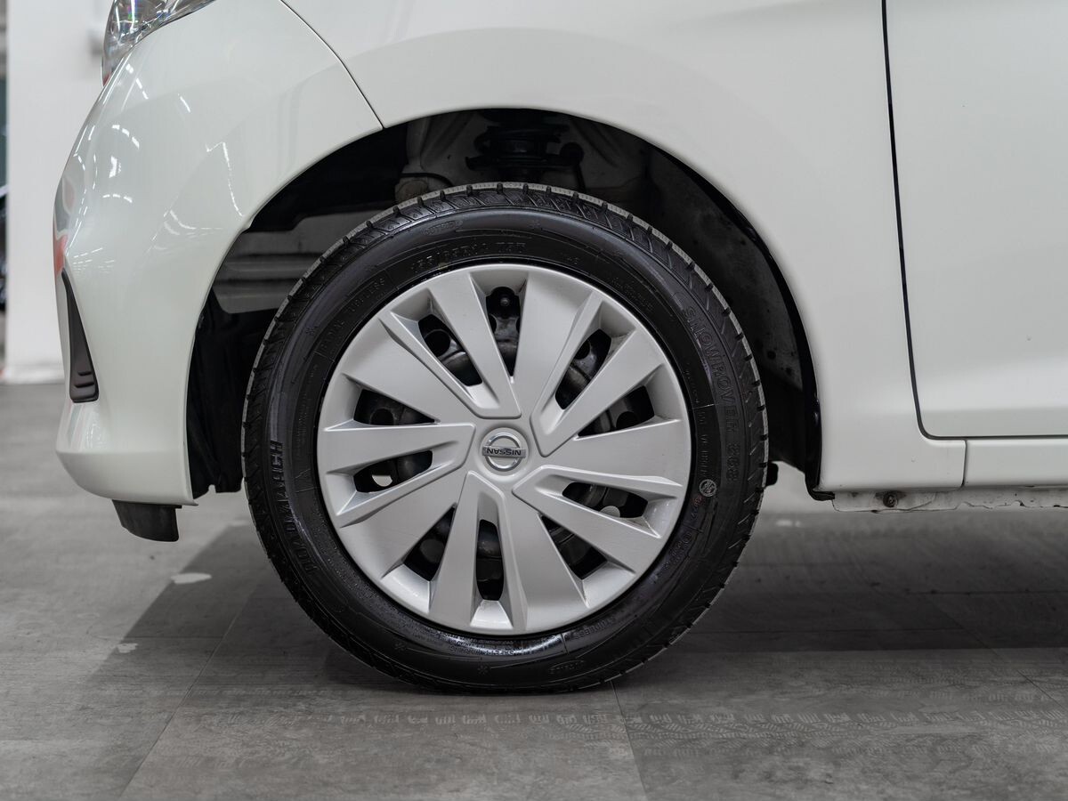 Nissan Dayz 2018 - фото автомобиля