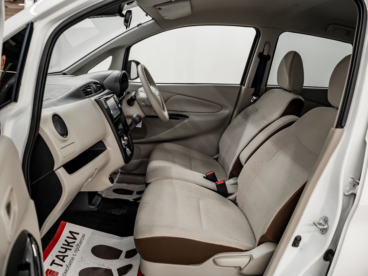 Nissan Dayz 2018 - фото автомобиля