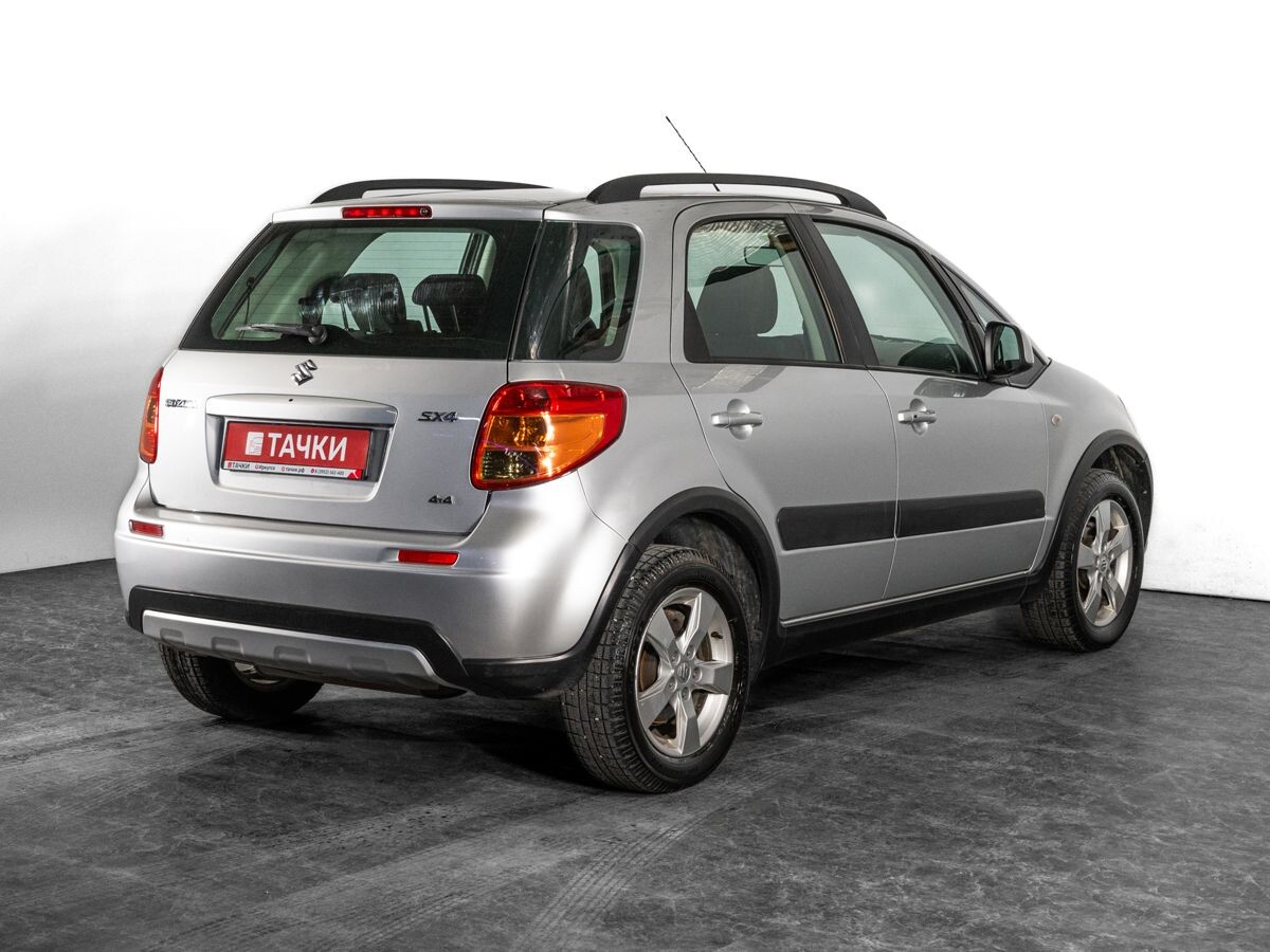 Suzuki SX4 2011 - фото автомобиля