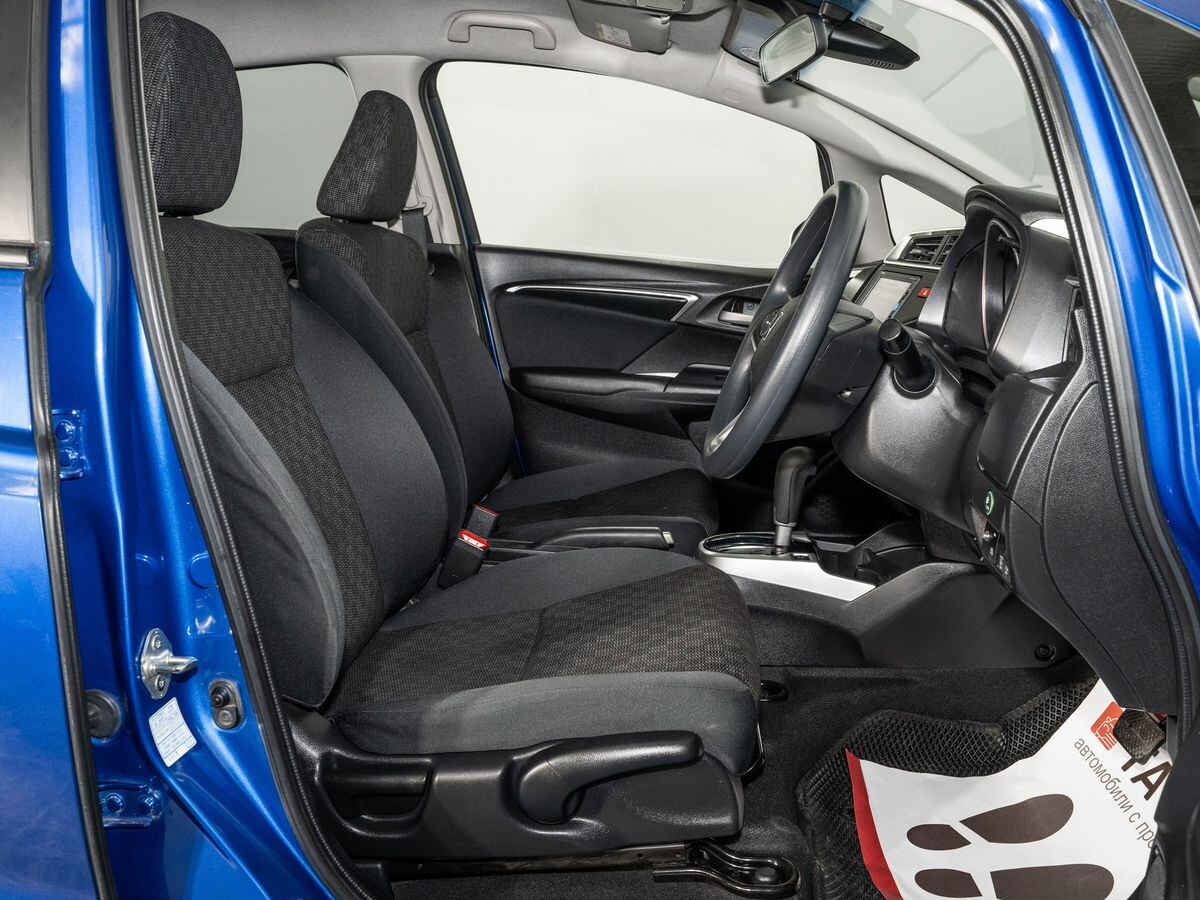 Honda Fit 2016 - фото автомобиля