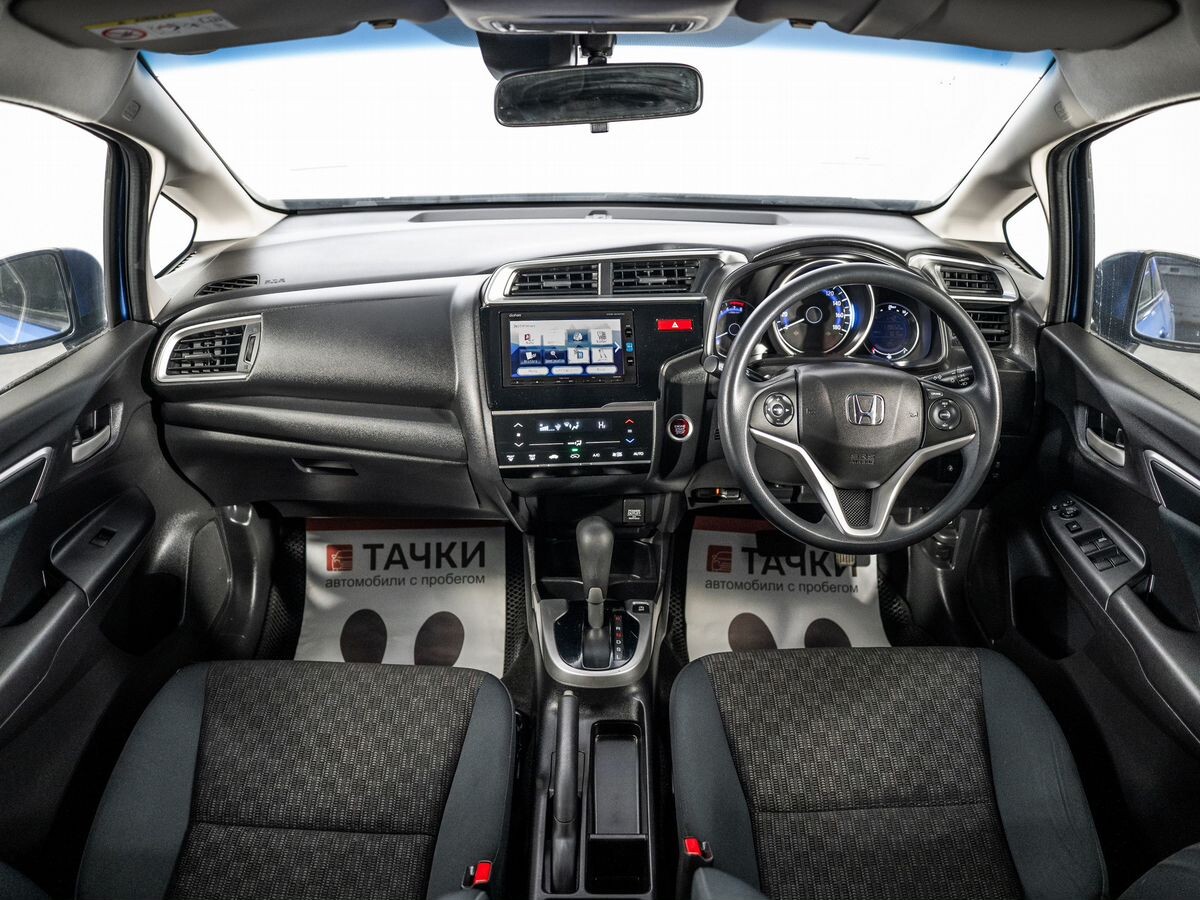 Honda Fit 2016 - фото автомобиля