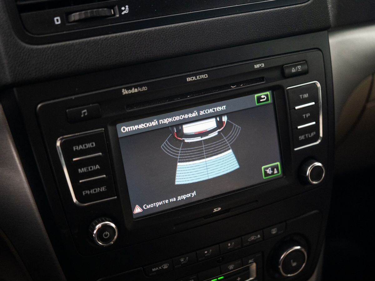 Skoda Yeti 2012 - фото автомобиля