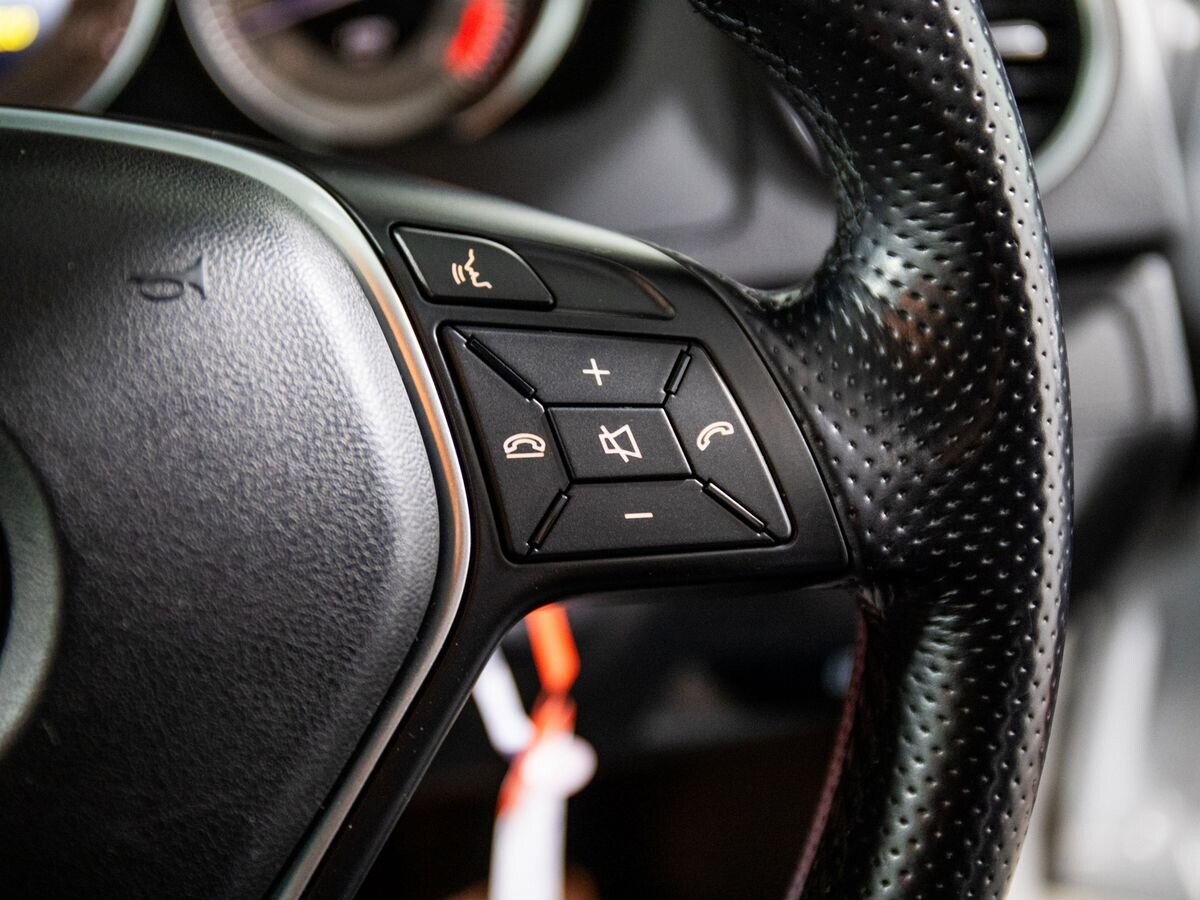 Mercedes-Benz C-Класс 2013 - фото автомобиля