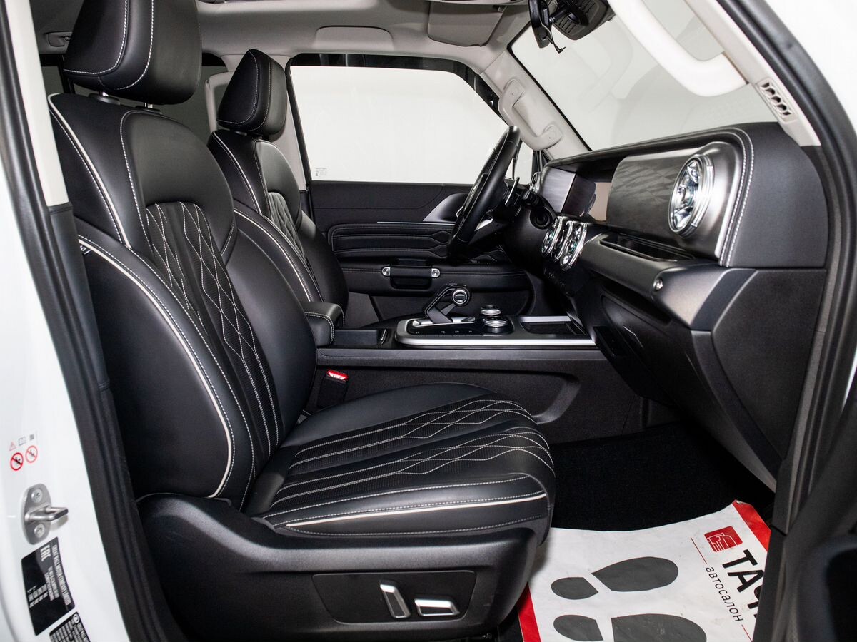 Tank 300 2022 - фото автомобиля