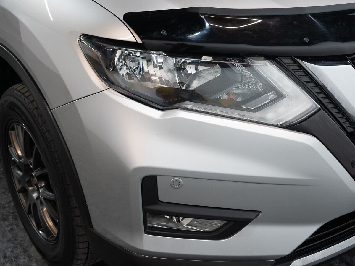 Nissan X-Trail 2017 - фото автомобиля