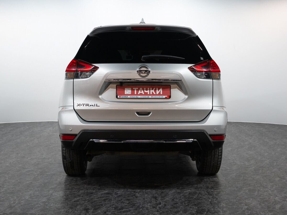 Nissan X-Trail 2017 - фото автомобиля