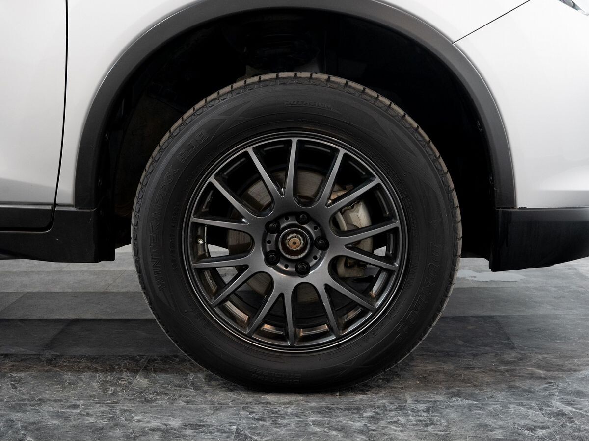 Nissan X-Trail 2017 - фото автомобиля