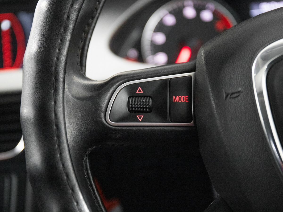 Audi A4 2009 - фото автомобиля