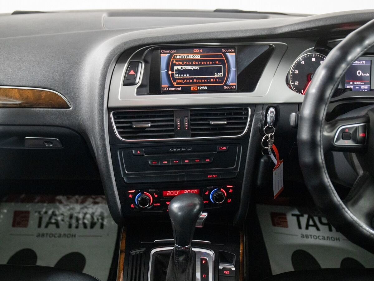 Audi A4 2009 - фото автомобиля