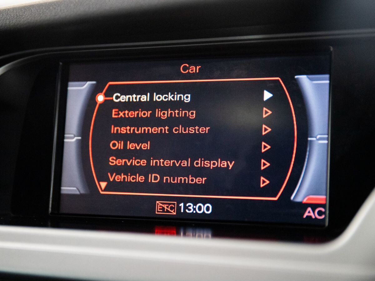 Audi A4 2009 - фото автомобиля