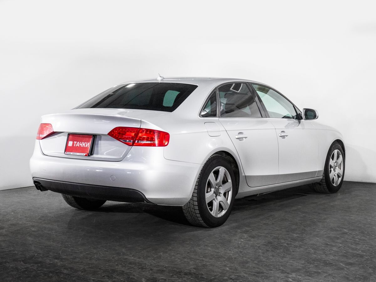Audi A4 2009 - фото автомобиля