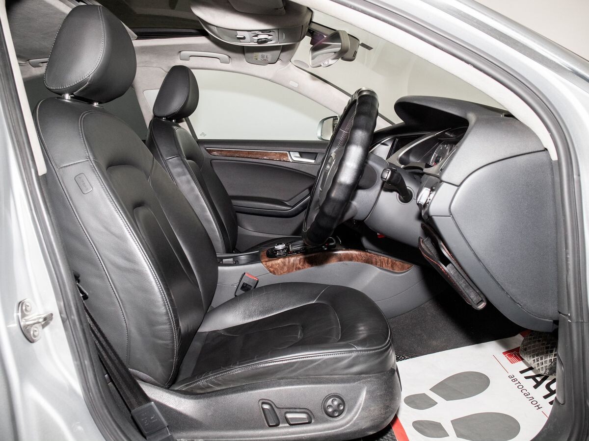 Audi A4 2009 - фото автомобиля