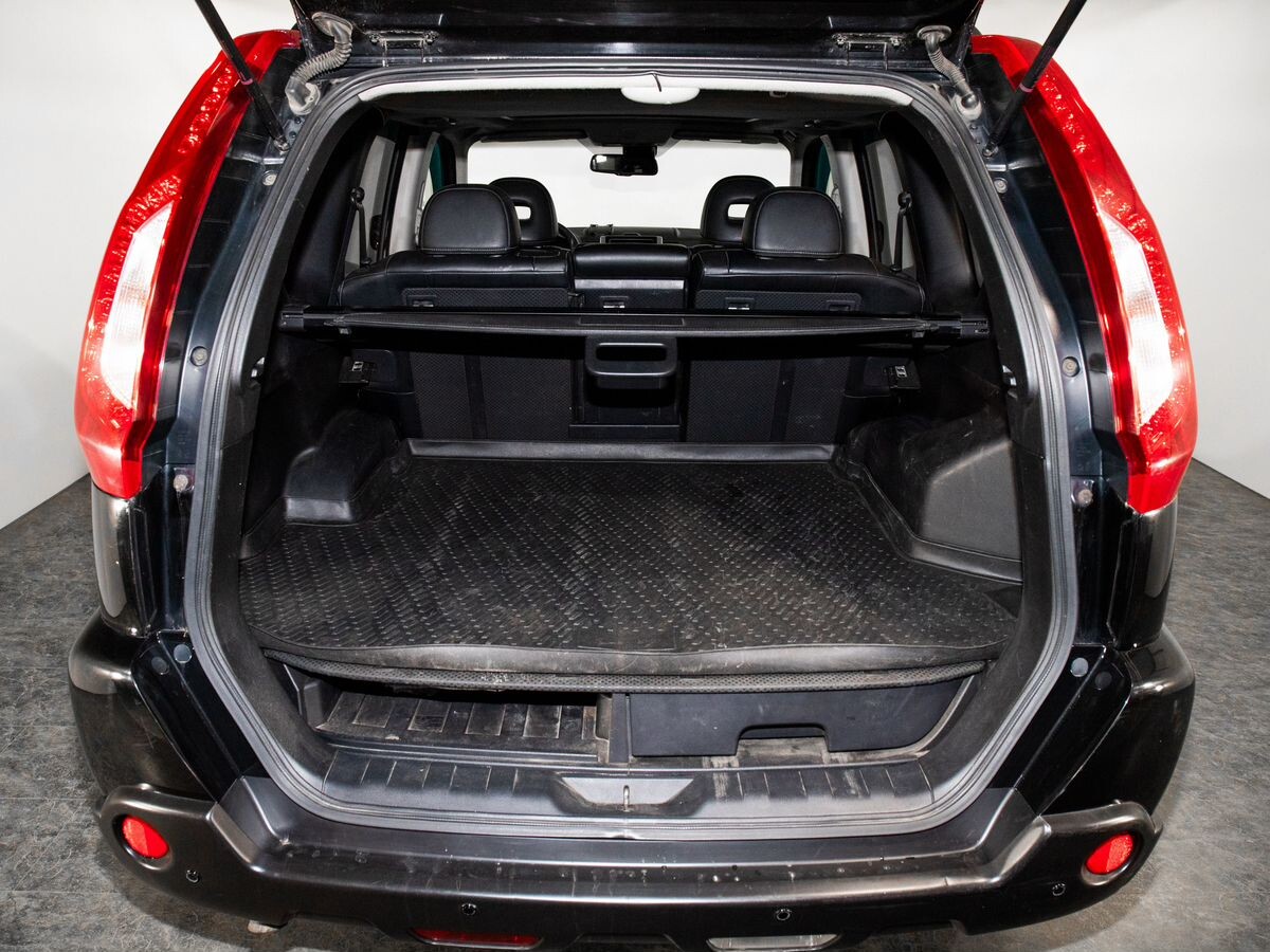 Nissan X-Trail 2011 - фото автомобиля