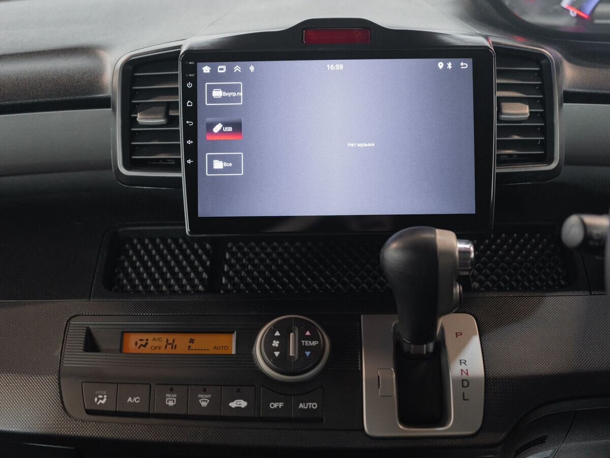 Honda Freed 2011 - фото автомобиля