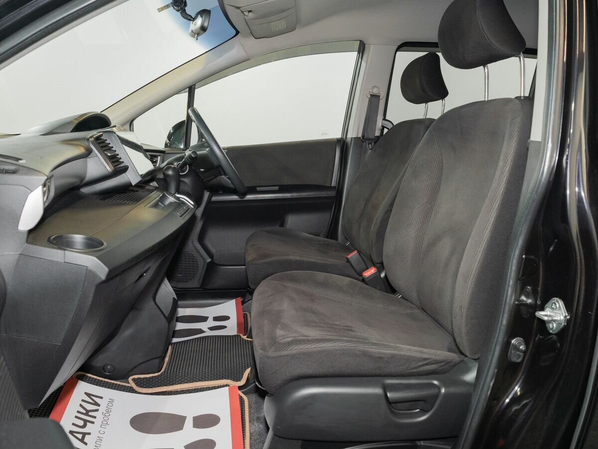 Honda Freed 2011 - фото автомобиля