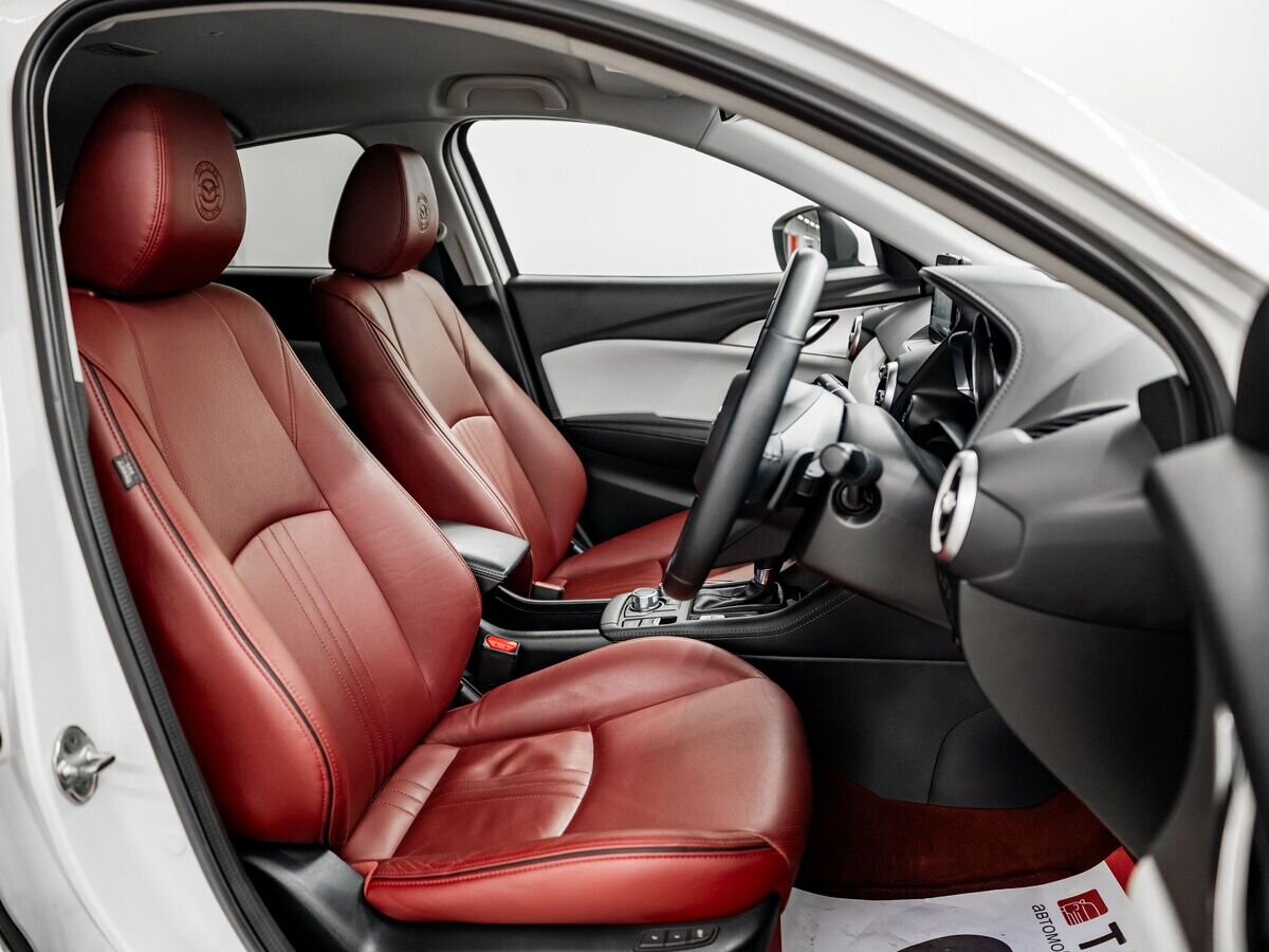 Mazda CX-3 2021 - фото автомобиля