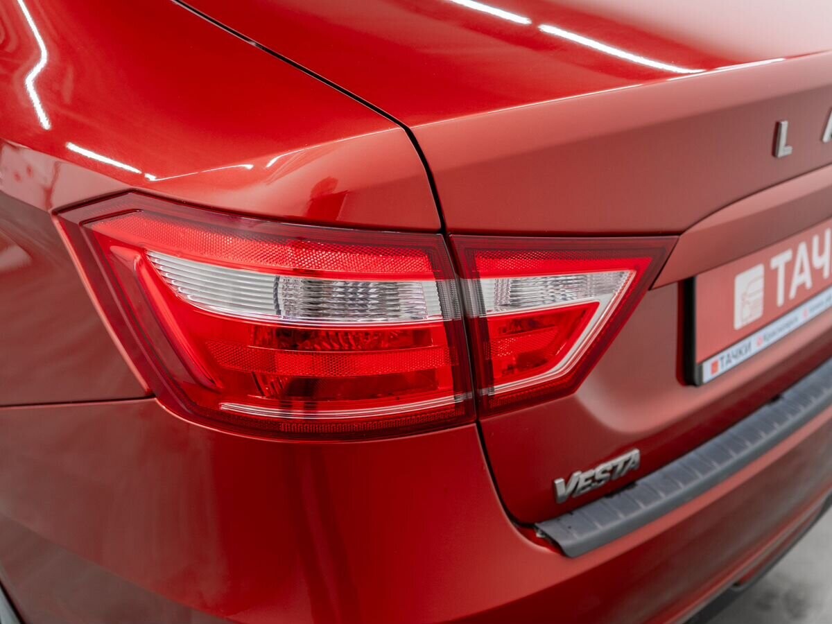 Lada (ВАЗ) Vesta 2022 - фото автомобиля